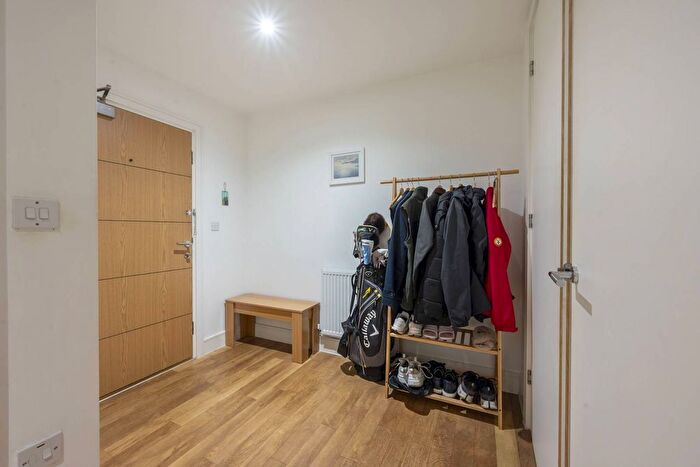 1 Bedroom Flat For Sale In Hartfield Road, Wimbledon, London, SW19