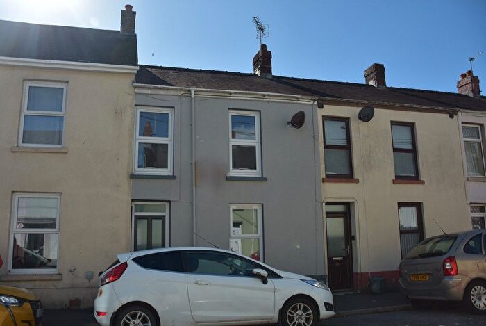 3 Bedroom Terraced House To Rent In St Davids Street, Carmarthen, SA31