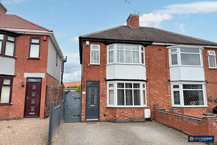2 Bedroom Semi-Detached House For Sale In Beaumont Road, Nuneaton, CV11