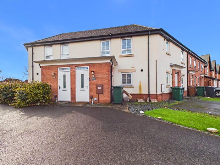 2 Bedroom Apartment For Sale In Earls Drive, Stenson Fields, DE24