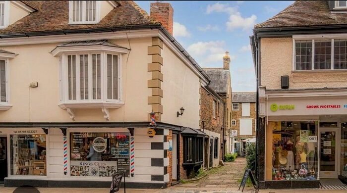 2 Bedroom Flat To Rent In Jacob Yard, Preston Street, Faversham, ME13