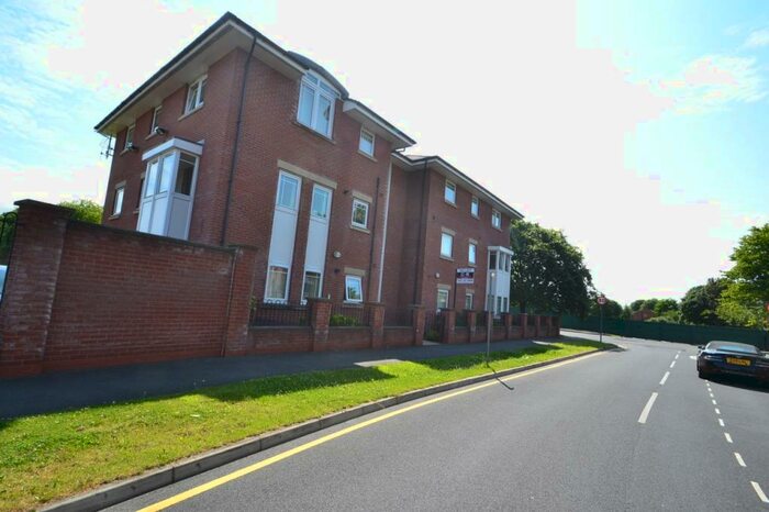 2 Bedroom Apartment To Rent In Drayton Street, Hulme, Manchester, M15