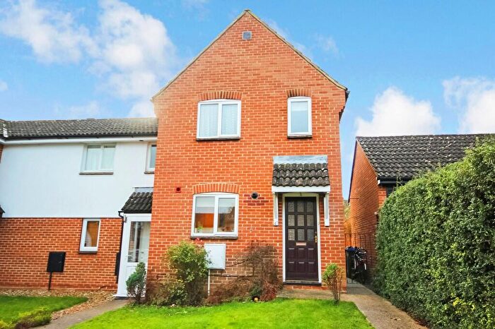 2 Bedroom Semi-Detached House To Rent In Swallowmead, Salisbury, SP2