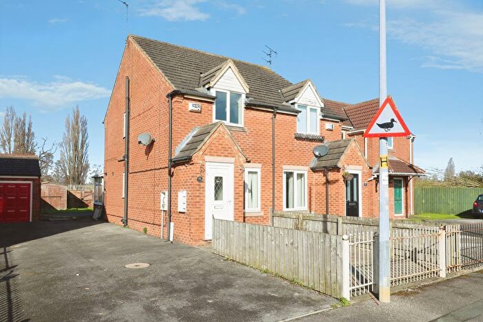 2 Bedroom Semi Detached House For Sale In West Grove, Pickering Park, HU4
