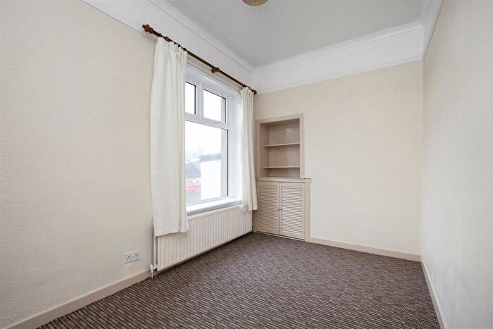 2 Bedroom Semi-Detached Bungalow For Sale In Rosebank Cottage North, Cross Roads, Halbeath, KY11