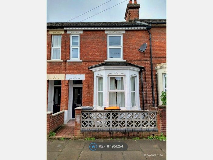 3 Bedroom Terraced House To Rent In Hartington Street, Bedford, MK41