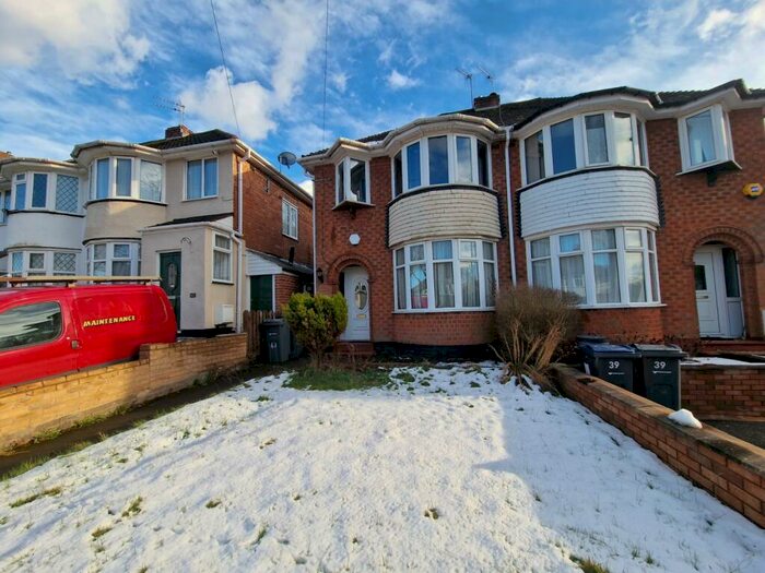 3 Bedroom House To Rent In Corisande Road, Birmingham, B29