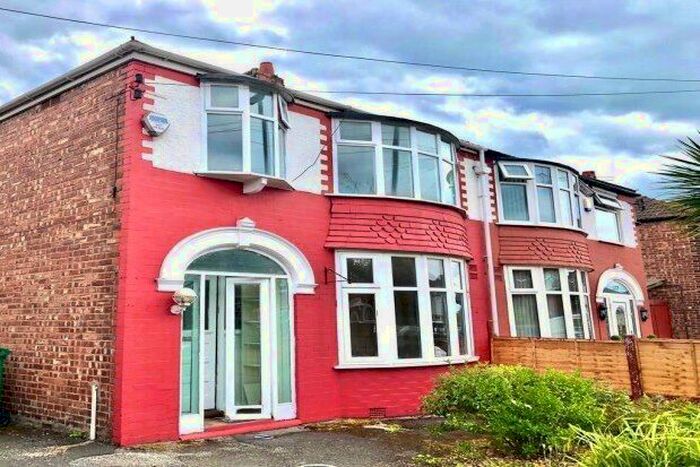 3 Bedroom Semi-Detached House To Rent In Manley Road, Manchester, M16