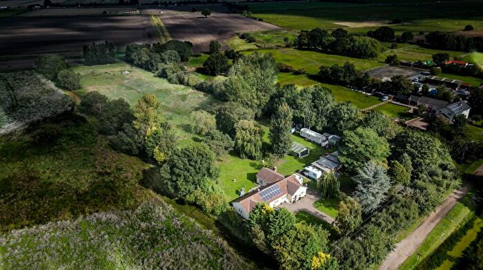 6 Bedroom House For Sale In Woodside, Stainforth Moor Road, Hatfield Woodhouse, Doncaster, South Yorkshire, DN7