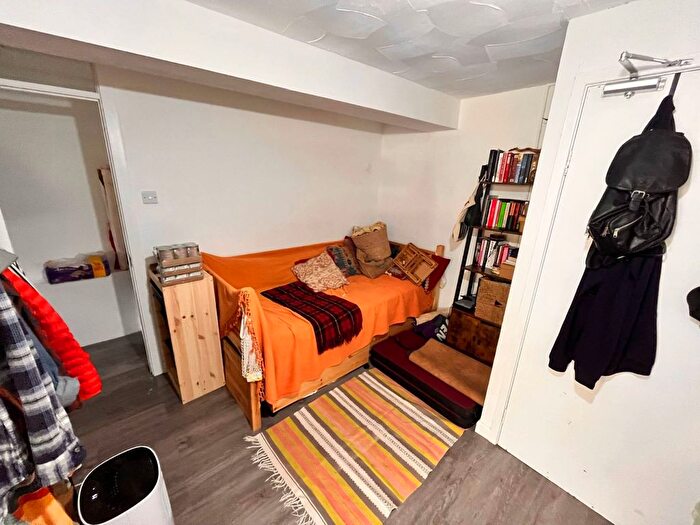 1 Bedroom Studio To Rent In Cowbridge Rd, Canton, CF5