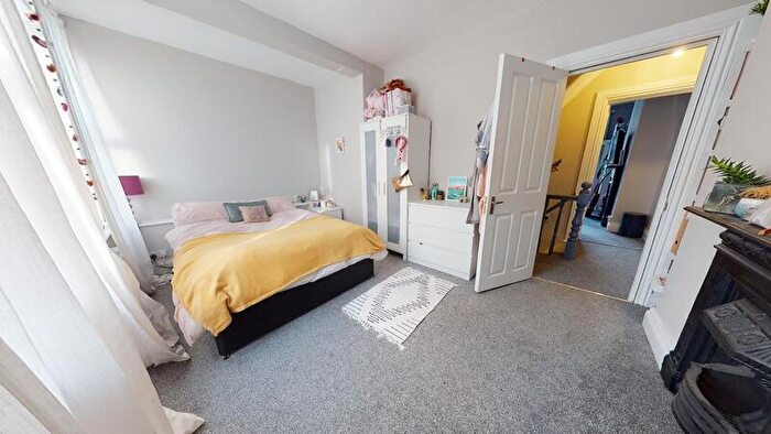 4 Bedroom Terraced House To Rent In Melville Place, Woodhouse, Leeds, LS6