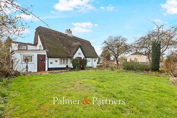 3 Bedroom Detached House For Sale In Oakley Road, Wix, Manningtree, Essex, CO11