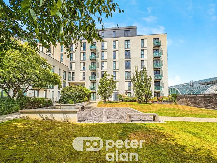 1 Bedroom Flat To Rent In The Hayes, Cardiff City Centre, Cardiff, CF10