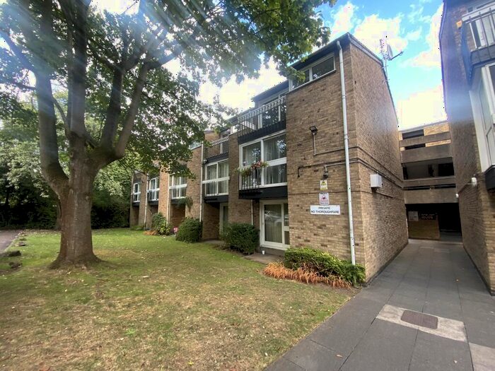 1 Bedroom Flat To Rent In Oliver Court, London Road, Stoneygate, LE2
