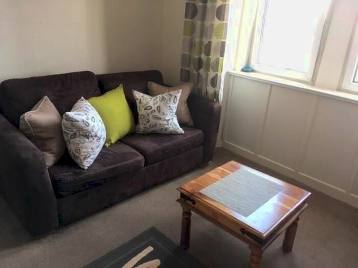 1 Bedroom Flat To Rent In Albert Street, Edinburgh, EH7