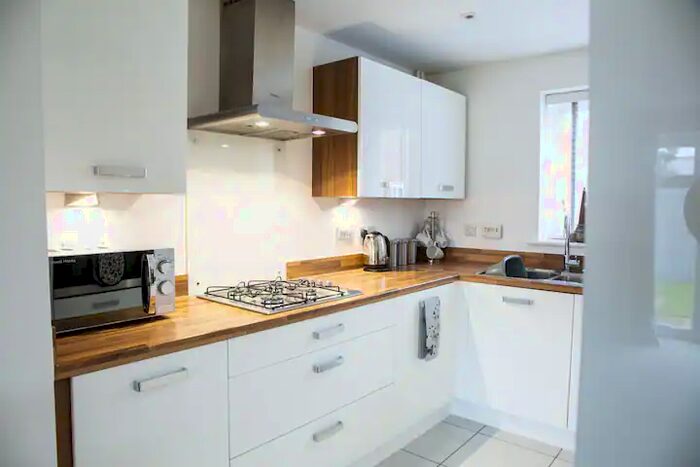 3 Bedroom Town House To Rent In Avenue Farm Industrial Estate, Birmingham Road, Stratford-Upon-Avon, CV37