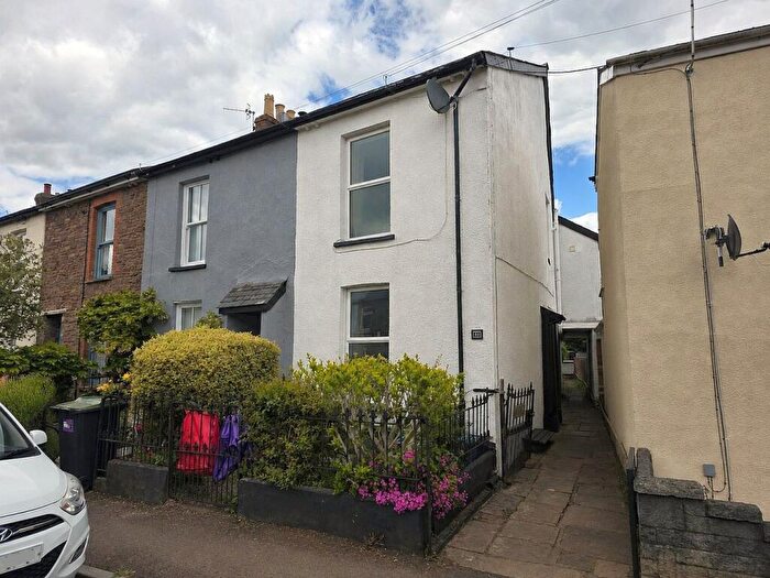 2 Bedroom End Of Terrace House For Sale In Princes Street, Abergavenny, NP7