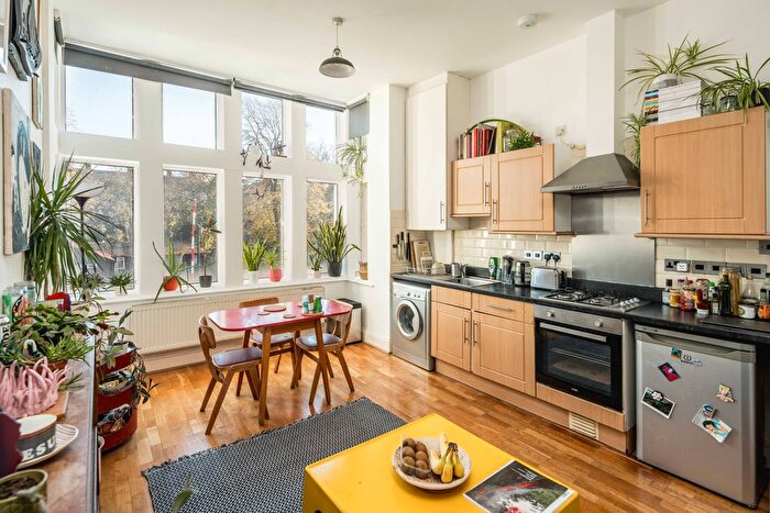 1 Bedroom Flat To Rent In Brixton Road, London, SW9