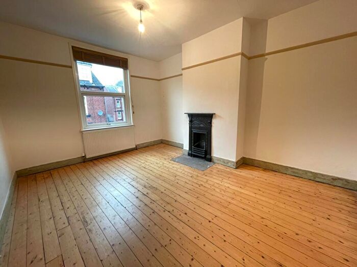 2 Bedroom Terraced House To Rent In Vicarage Place, Headingley, Leeds, West Yorkshire, LS5
