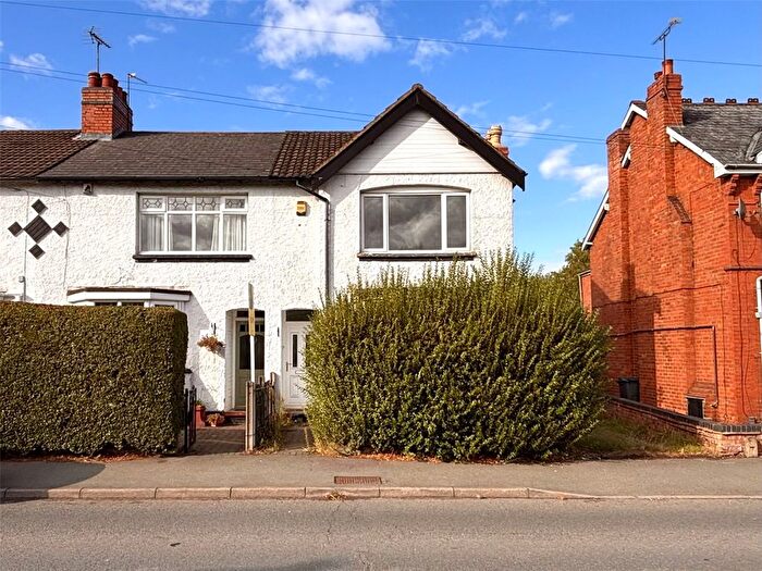 3 Bedroom Detached House For Sale In Wychall Lane, Birmingham, West Midlands, B38