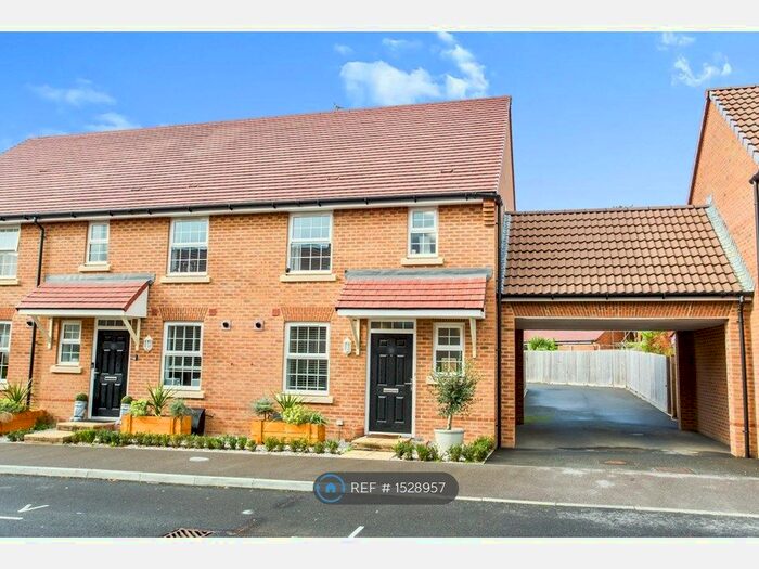 3 Bedroom End Of Terrace House To Rent In Agincourt Drive, Sarisbury Green, Southampton, SO31