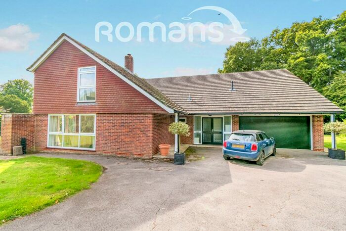 5 Bedroom Detached House To Rent In Shawford, Winchester, SO21