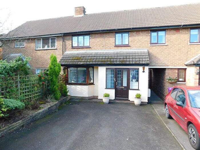 2 Bedroom Town House To Rent In Wellesbourne Close, Wolverhampton, WV3