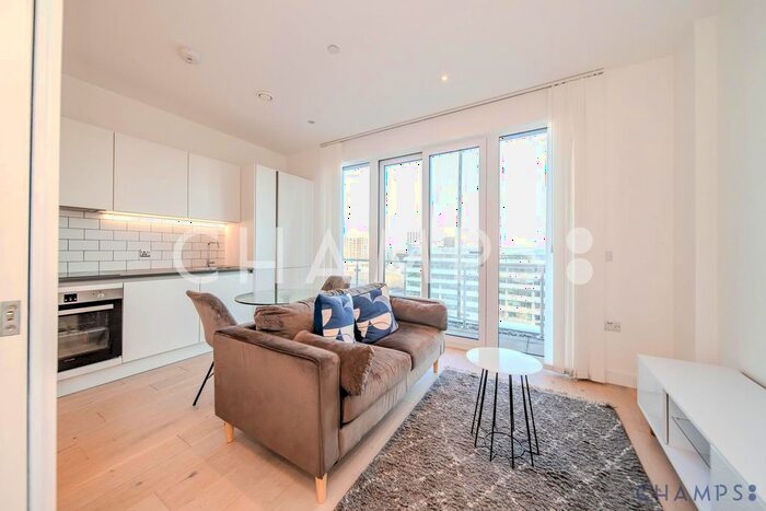 1 Bedroom Studio To Rent In Apt Parkview, Great West Road, TW8