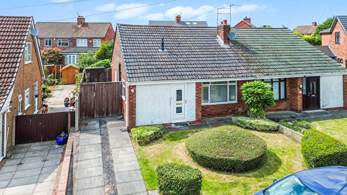 3 Bedroom Semi-detached Bungalow For Sale In Clifton Road, Billinge, WN5