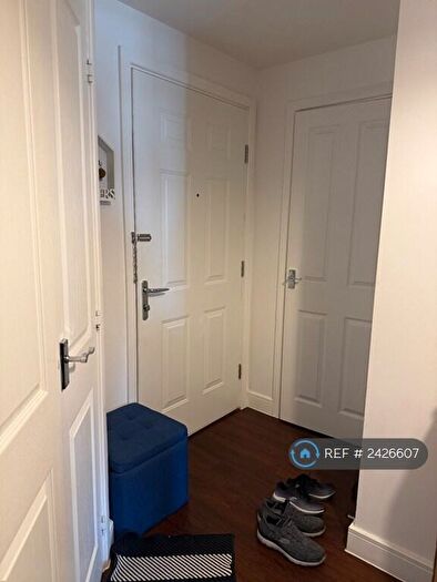 2 Bedroom Flat To Rent In Barking And Dagenham, Barking And Dagenham, Dagenham, RM8