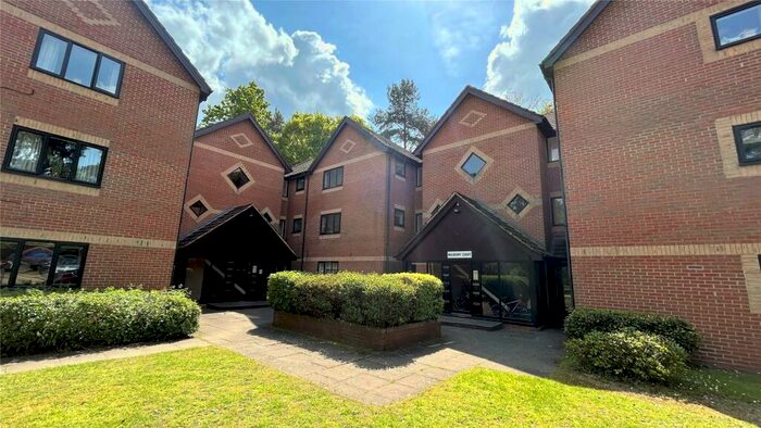 1 Bedroom Apartment To Rent In Mulberry Court, Wayland Close, Bracknell, RG12