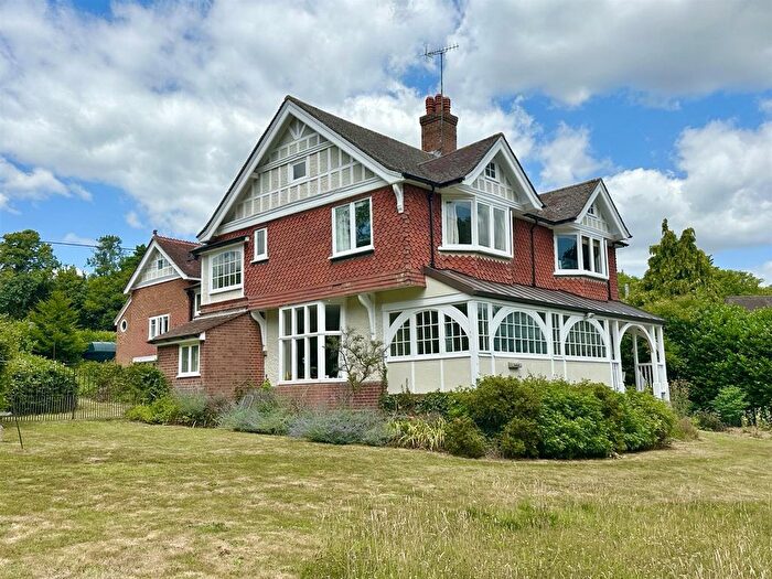 5 Bedroom Detached House For Sale In Forewood Lane, Crowhurst, Battle, TN33