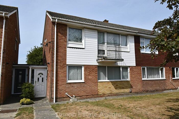 3 Bedroom Semi-Detached House For Sale In Teal Walk, Peel Common, PO13