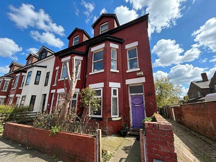 6 Bedroom End Terrace House For Sale In Hector Road, Manchester, M13