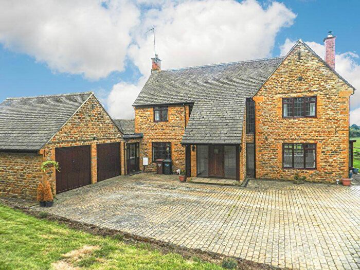 4 Bedroom House To Rent In Chacombe, OX17