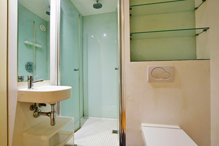 Apartment To Rent In Abito, Greengate, Salford, M3