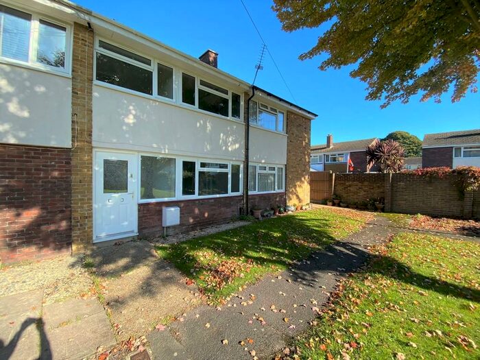 3 Bedroom Terraced House To Rent In Lawn Close, Gosport, PO13
