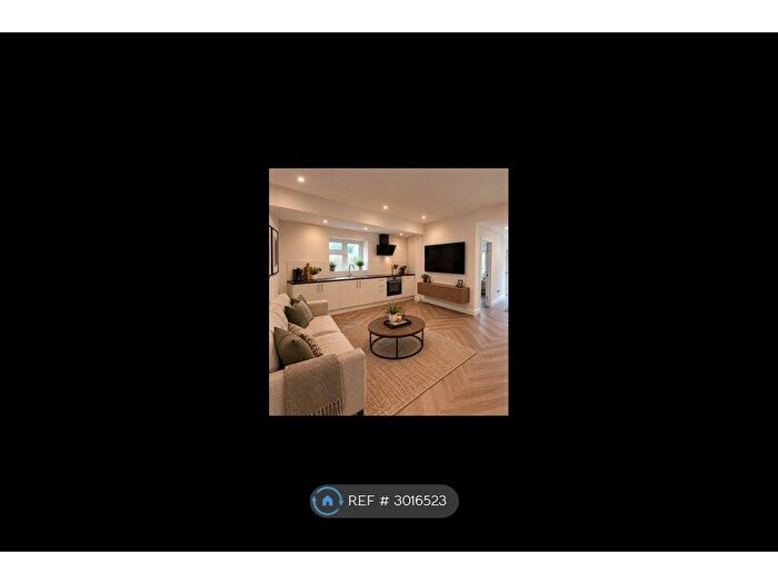 1 Bedroom Flat To Rent In Witham Road, Isleworth, TW7