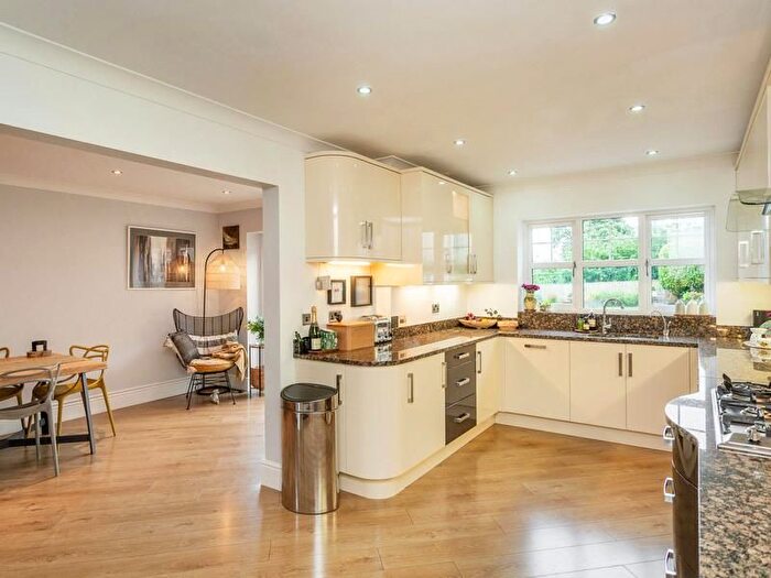 5 Bedroom Detached House For Sale In Myers Croft, Horbury, Wakefield, WF4
