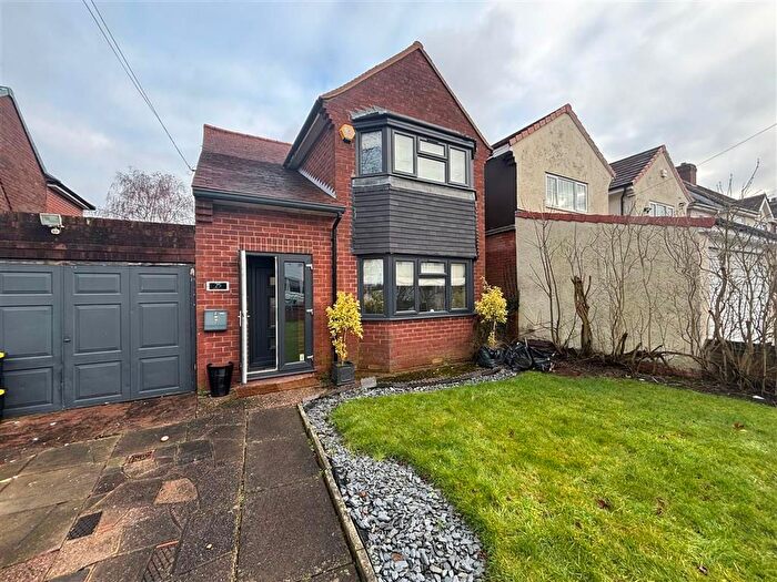 3 Bedroom Property To Rent In Birmingham Road, Shenstone, Lichfield, WS14