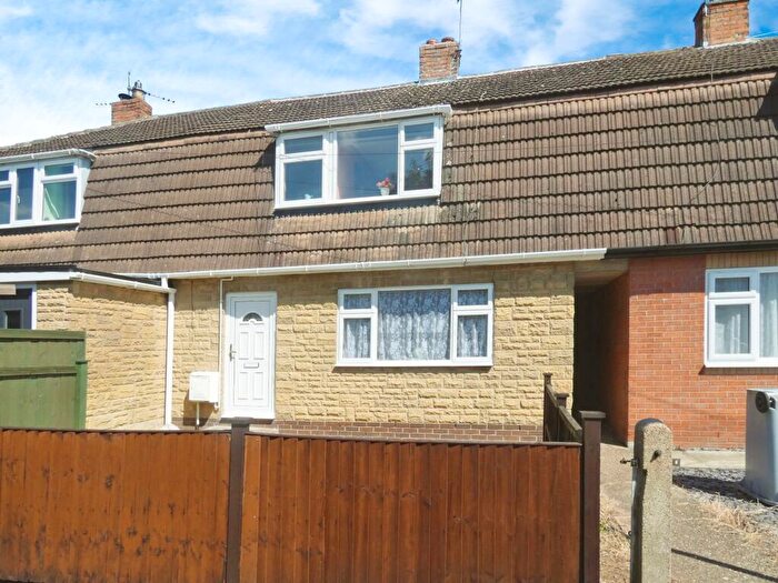 3 Bedroom Terraced House To Rent In New Road, Bilsthorpe, NG22