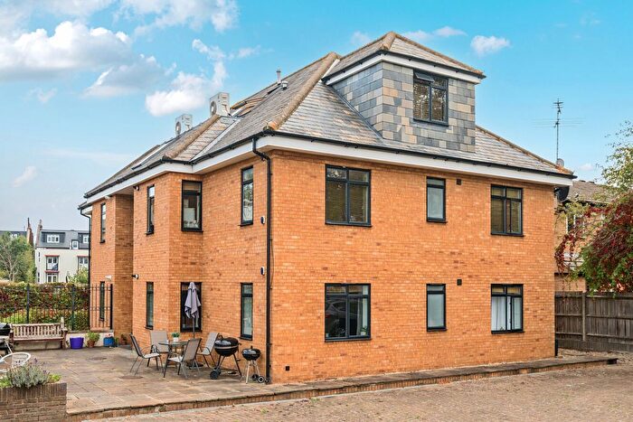 2 Bedroom Flat For Sale In East Gardens, Tooting, London, SW17