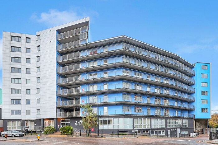 1 Bedroom Flat To Rent In Wick Lane, London, E3