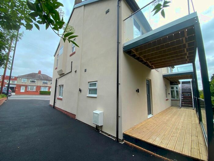 3 Bedroom Flat To Rent In Flat, Denton Road, Newcastle Upon Tyne, NE15