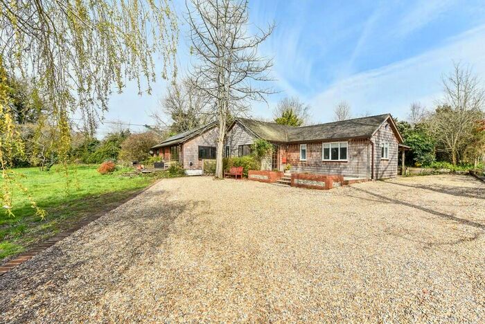 5 Bedroom Detached Bungalow To Rent In Winchester Road, Stroud, Petersfield, Hampshire, GU32