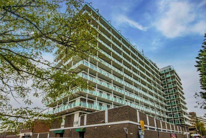 2 Bedroom Flat To Rent In Northampton House, Wellington Street, NN1