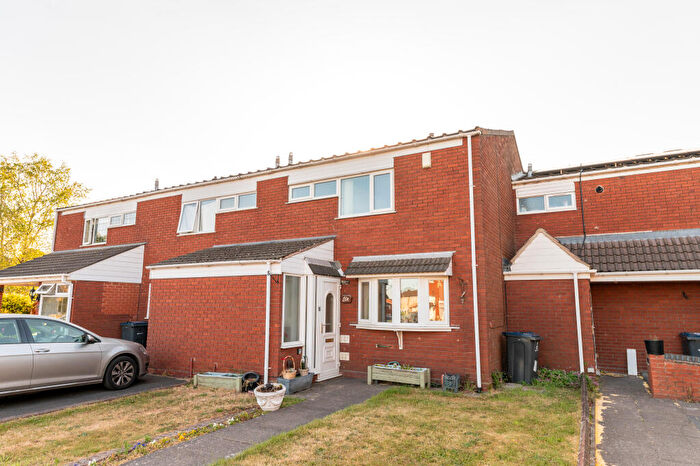 3 Bedroom Terraced House For Sale In Ladeler Grove, Birmingham, B33