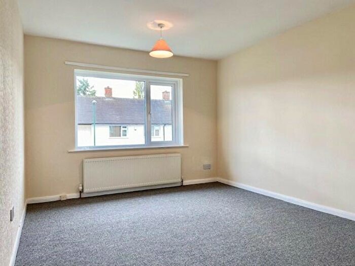 1 Bedroom House To Rent In Edenhall Gardens, Clifton, NG11