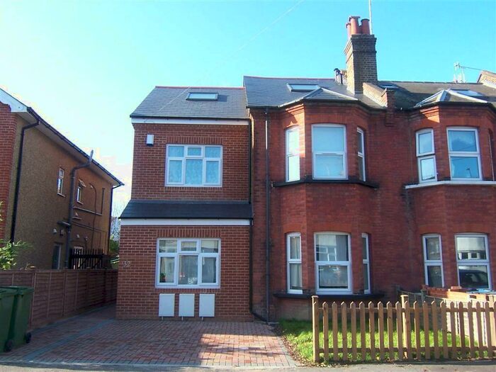 1 Bedroom Flat To Rent In Roxborough Road, Harrow, HA1