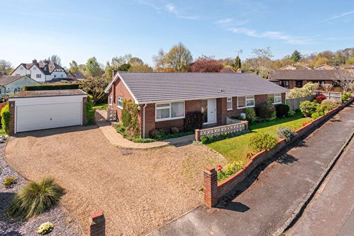 3 Bedroom Bungalow For Sale In Rivacres, Whitchurch Hill, Reading, Oxfordshire, RG8